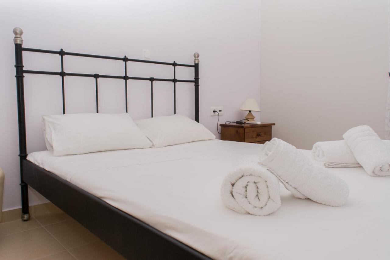 Doroufi Inn Koilas Ngoại thất bức ảnh