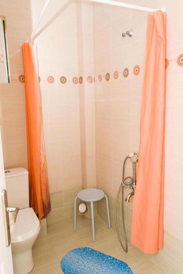 Doroufi Inn Koilas Ngoại thất bức ảnh