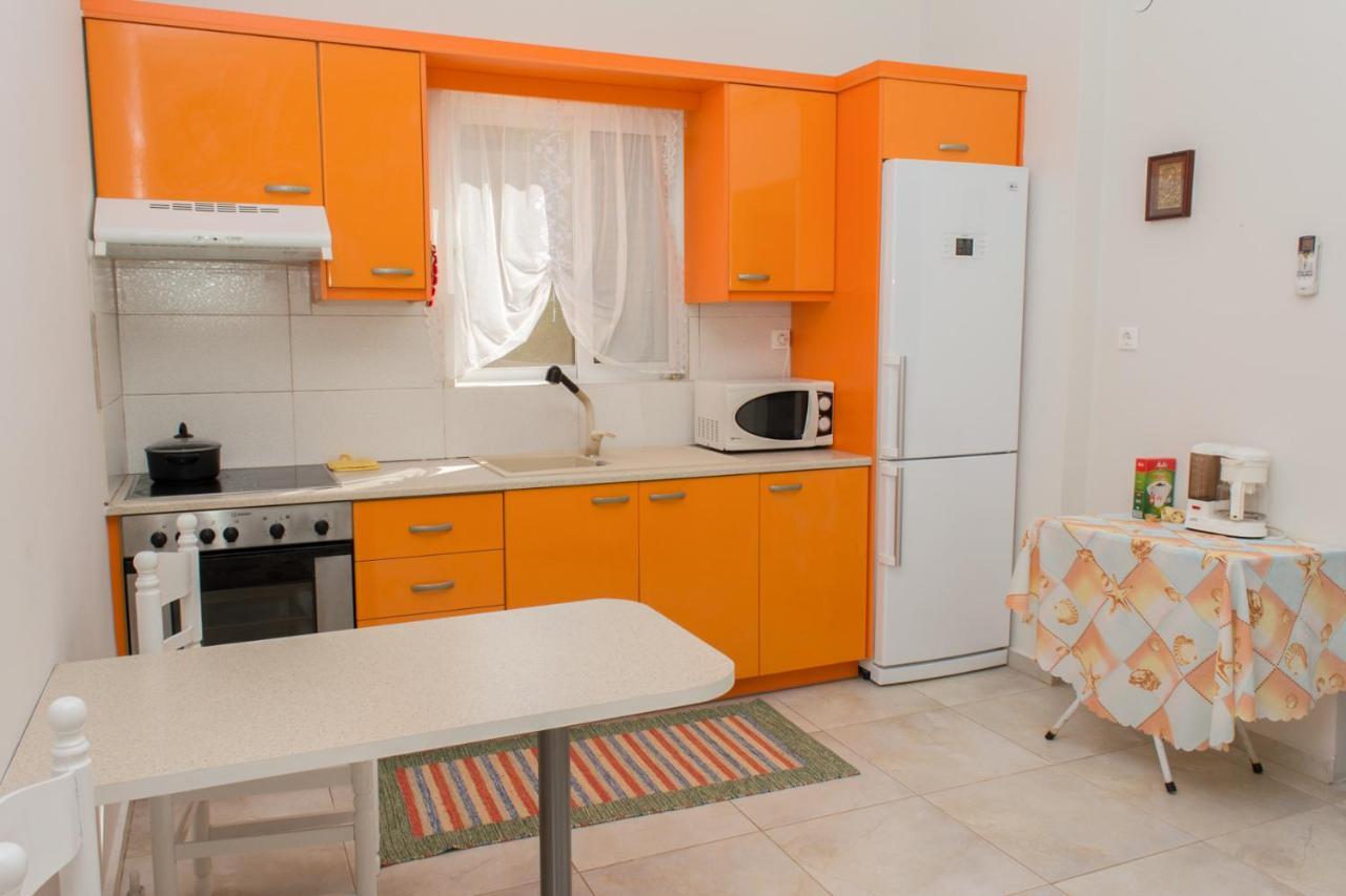 Doroufi Inn Koilas Ngoại thất bức ảnh