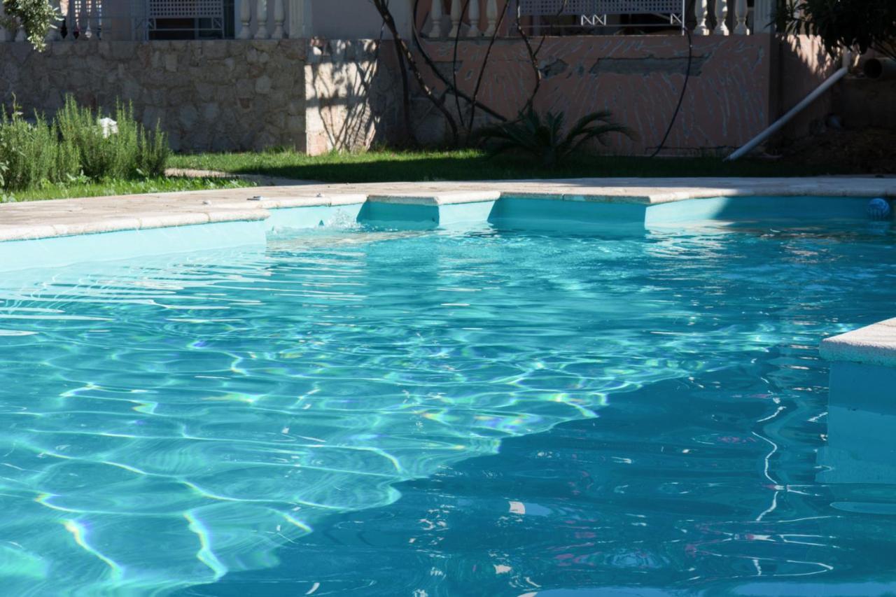 Doroufi Inn Koilas Ngoại thất bức ảnh